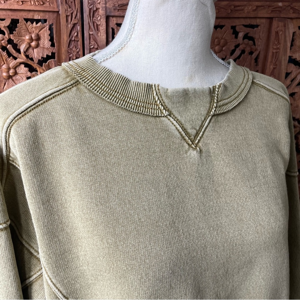 FREE PEOPLE Movement Cropped Boxy Crewneck Pull Over Sweatshirt - Picture 4 of 11